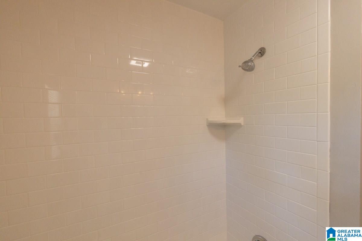 809 48th Street Birmingham, AL 35208 - Photo 10 of 12