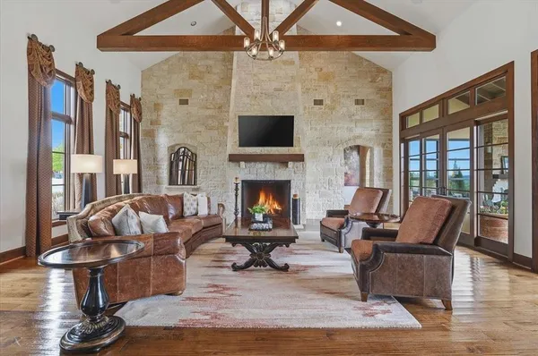 $3,590,000 | 250 Falcon Ridge, Aledo, TX 76008