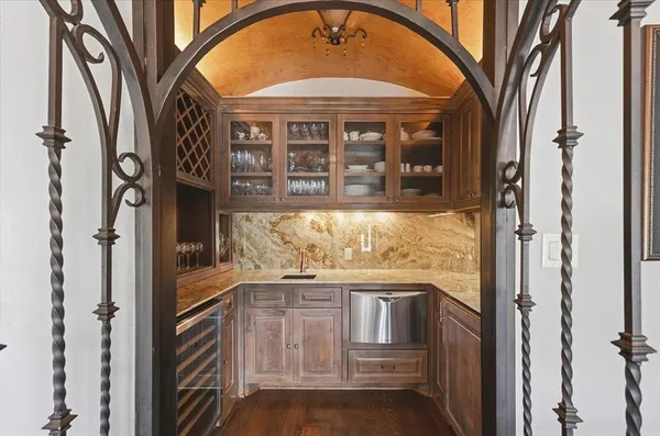 $3,590,000 | 250 Falcon Ridge, Aledo, TX 76008