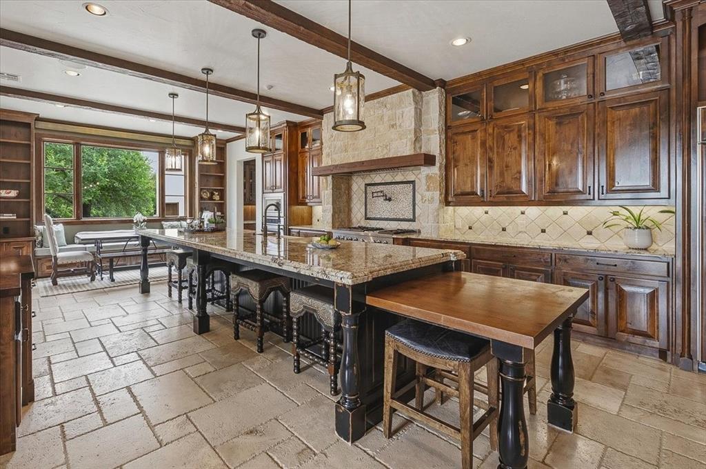 250 Falcon Ridge Aledo, TX 76008 - Photo 8 of 39