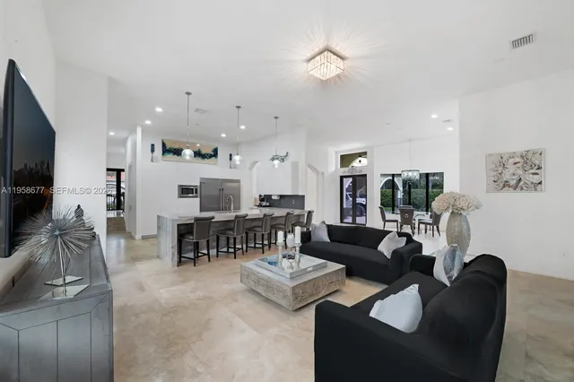 $2,000,000 | 19339 Southwest 80th Court, Cutler Bay, FL 33157