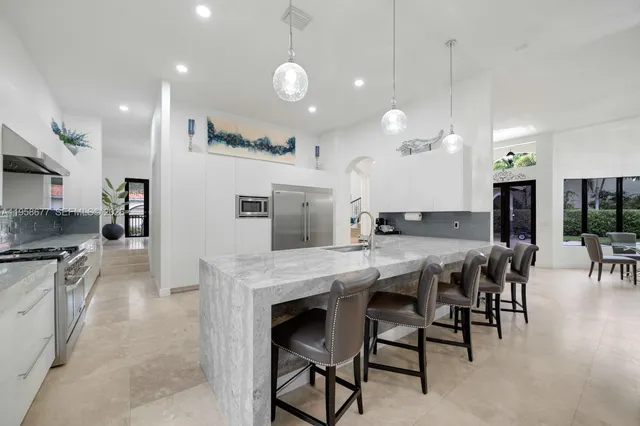 $2,000,000 | 19339 Southwest 80th Court, Cutler Bay, FL 33157