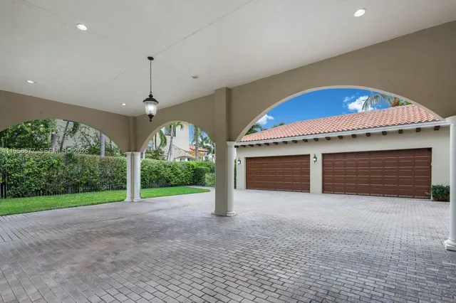 $2,000,000 | 19339 Southwest 80th Court, Cutler Bay, FL 33157