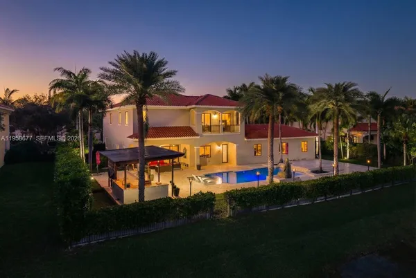 $2,000,000 | 19339 Southwest 80th Court, Cutler Bay, FL 33157