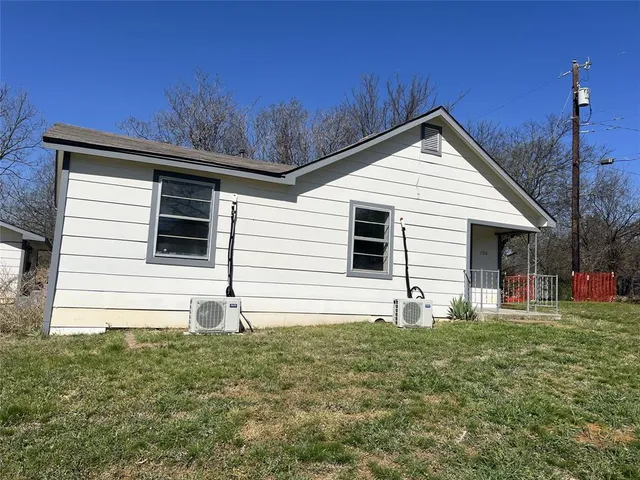 $109,900 | 700 Dubois Street, Denison, TX 75020