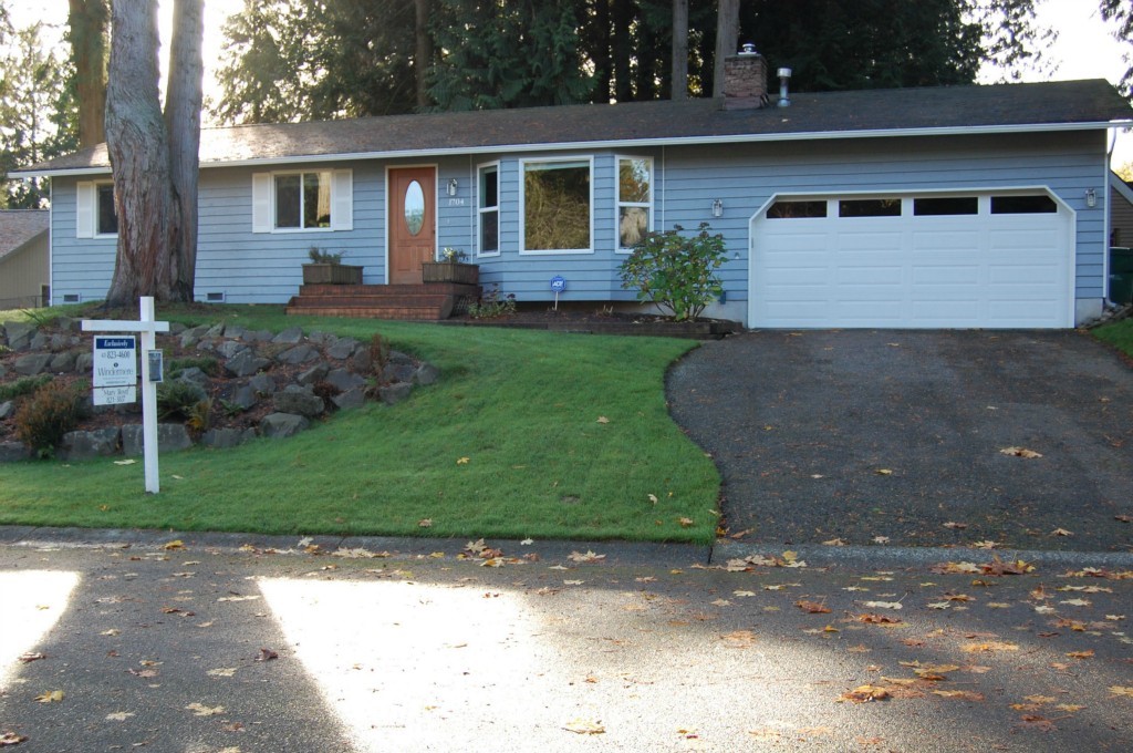 1704 170th Place Southeast Bothell, WA 98012 - Photo 1 of 12