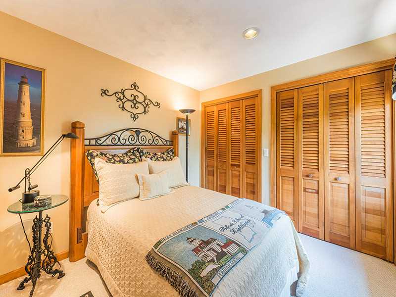 20 Shelldrake Road South Kingstown, RI 02879 - Photo 13 of 25 Bedroom.