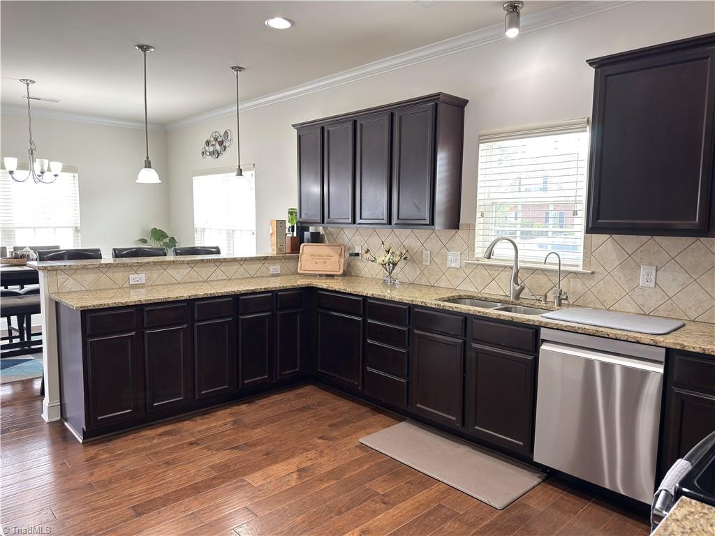 4000 Brayden Drive High Point, NC 27265 - Photo 13 of 40 Plenty of room to work in this kitchen