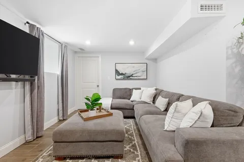 $675,000 | 73 Bartlett Road, Unit 1, Winthrop, MA 02152