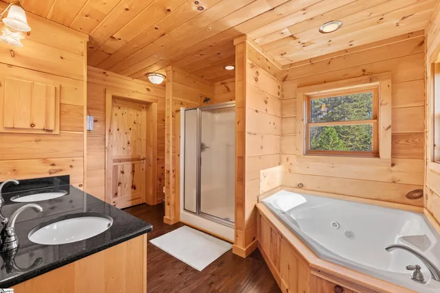 $2,500,000 | 1642 Smith Waldrop Road, Columbus, NC 28722