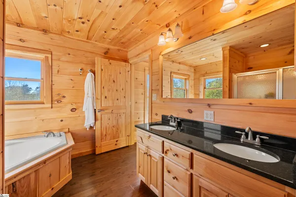 $2,500,000 | 1642 Smith Waldrop Road, Columbus, NC 28722