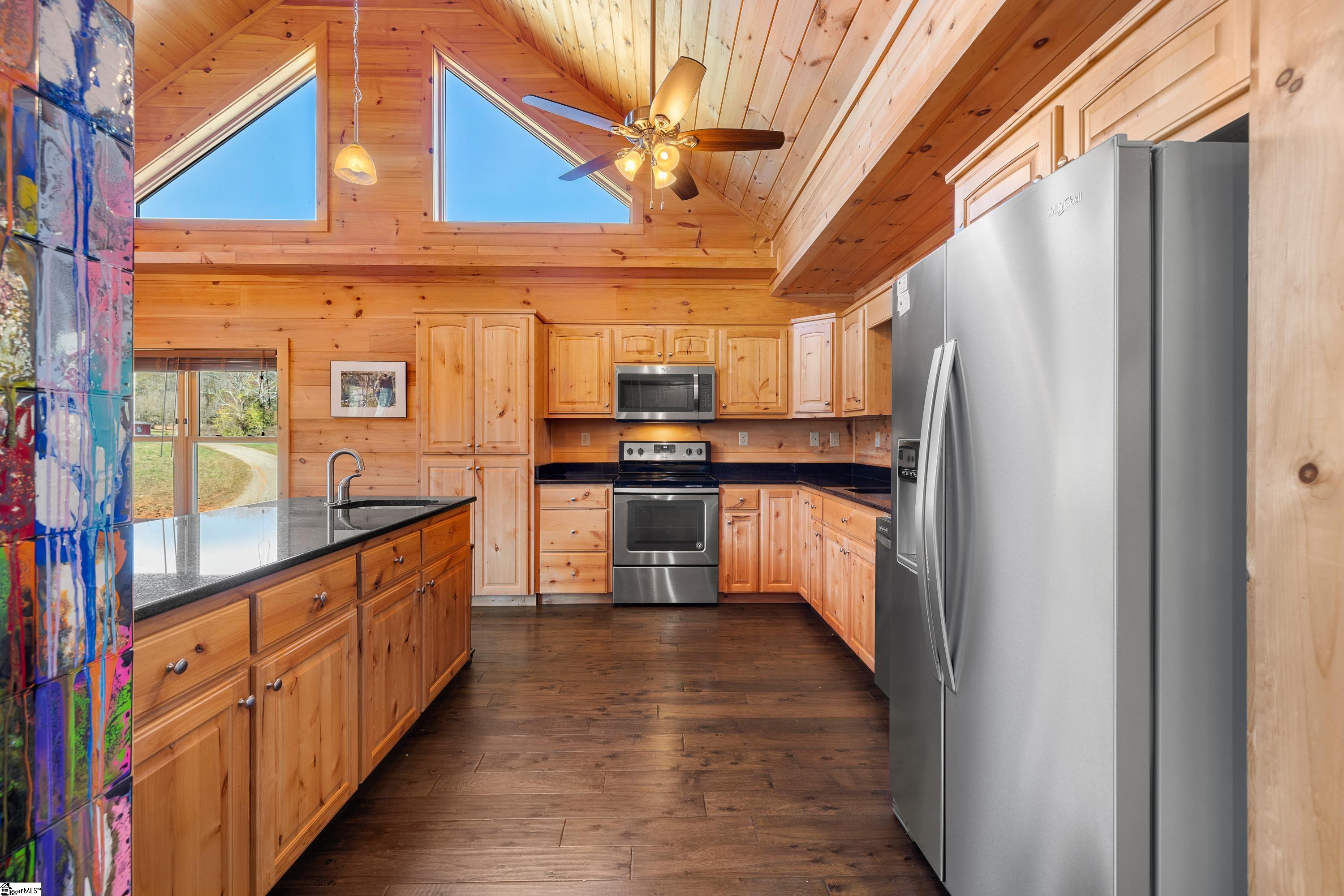 1642 Smith Waldrop Road Columbus, NC 28722 - Photo 8 of 33