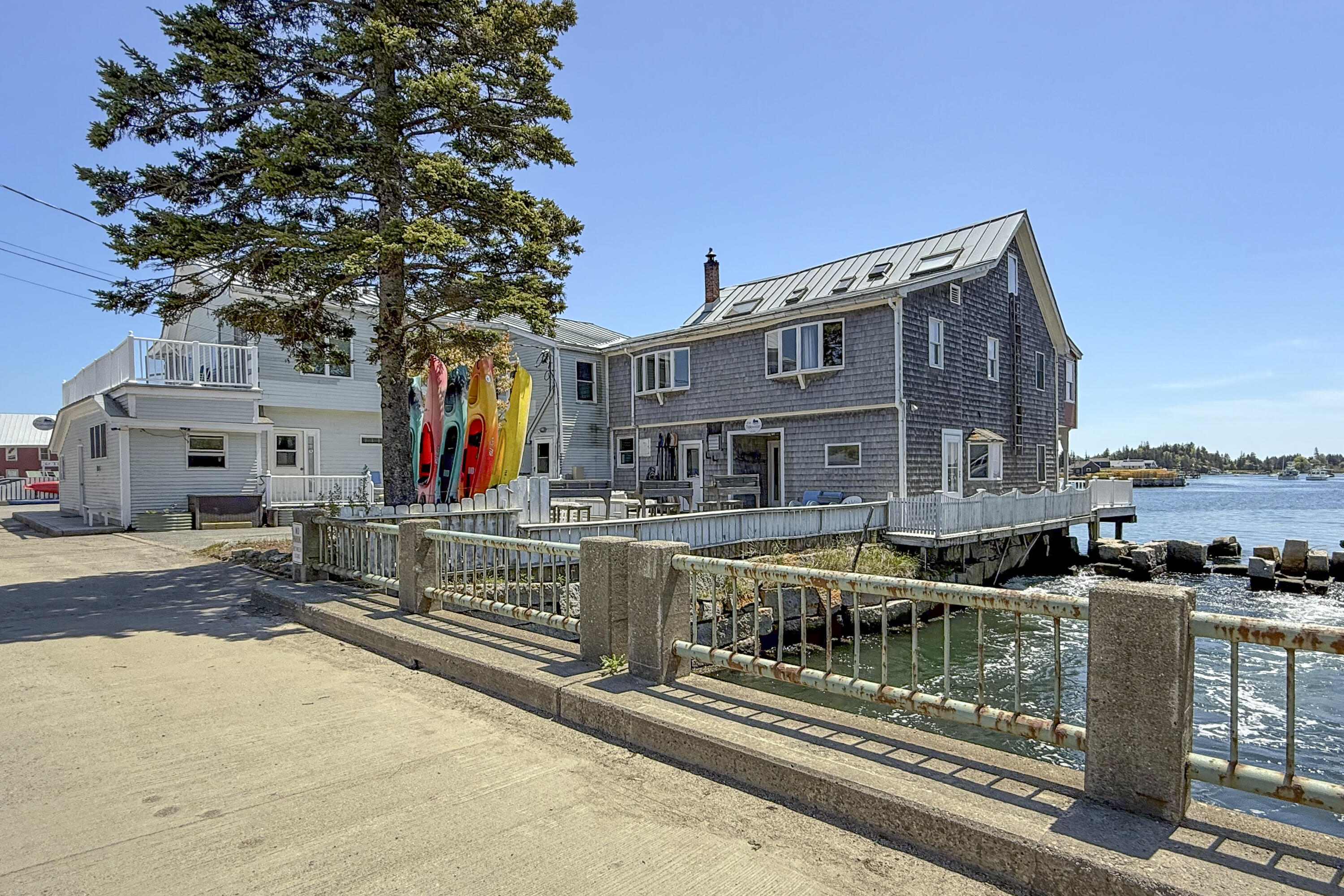 15 Main Street Vinalhaven, ME 04863 - Photo 36 of 42 59-TheTidewater-Vinalhaven-KS