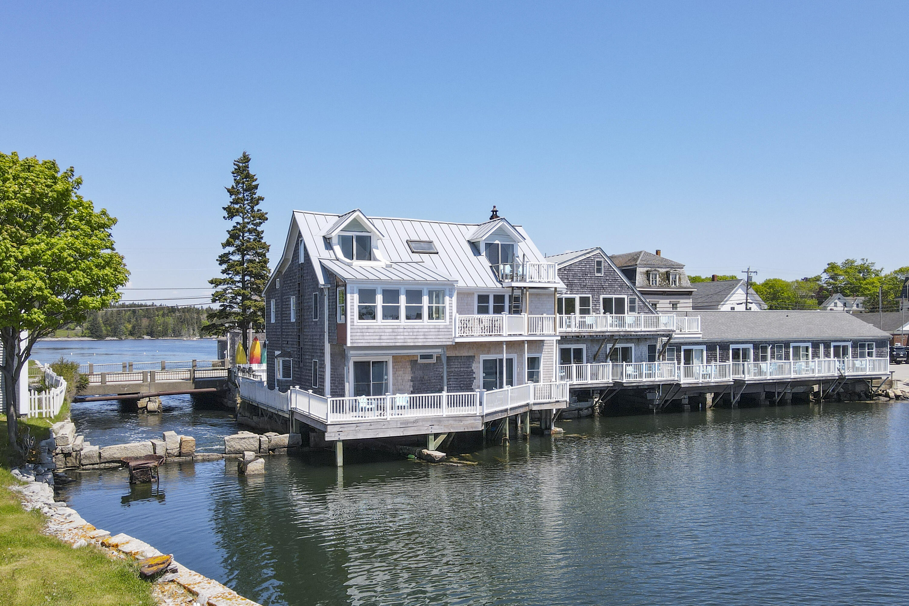 15 Main Street Vinalhaven, ME 04863 - Photo 37 of 42 61-TheTidewater-Vinalhaven-KS