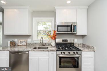 2700 East Joppa Road Baltimore, MD 21234 - Photo 22 of 52 gourmet kitchen with upgraded granite countertops