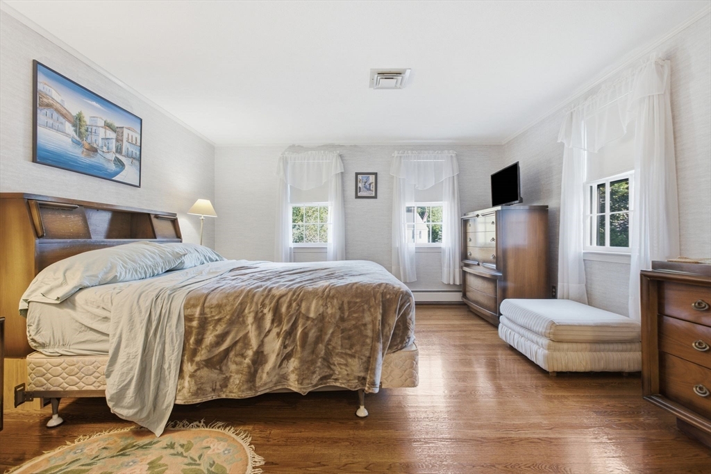 2 Russell Road Lynnfield, MA 01940 - Photo 20 of 42