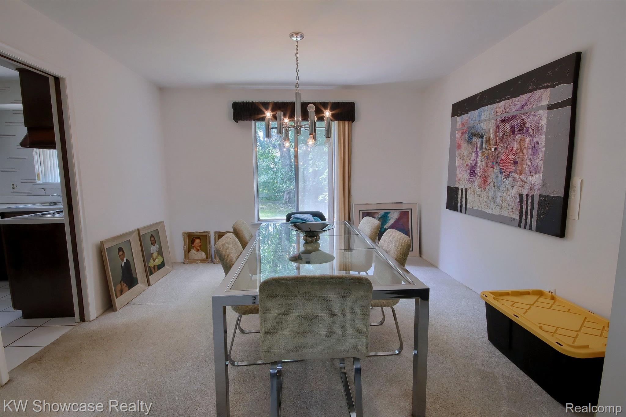 35127 Old Timber Road Farmington, MI 48331 - Photo 7 of 29 Gallery Image 7