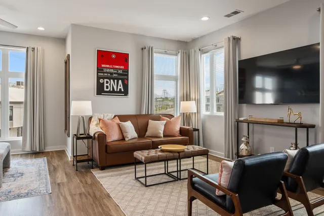 $389,900 | 1505 54th Avenue North, Unit 302, Nashville, TN 37209