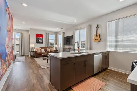 $389,900 | 1505 54th Avenue North, Unit 302, Nashville, TN 37209