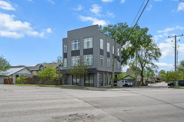 $389,900 | 1505 54th Avenue North, Unit 302, Nashville, TN 37209