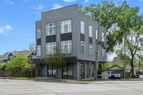 $389,900 | 1505 54th Avenue North, Unit 302, Nashville, TN 37209