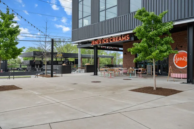 $389,900 | 1505 54th Avenue North, Unit 302, Nashville, TN 37209