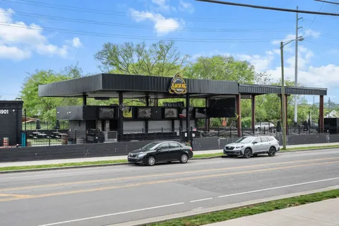 $389,900 | 1505 54th Avenue North, Unit 302, Nashville, TN 37209