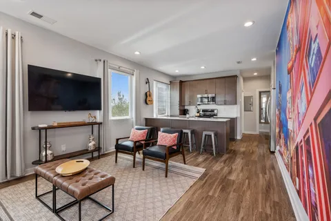 $389,900 | 1505 54th Avenue North, Unit 302, Nashville, TN 37209