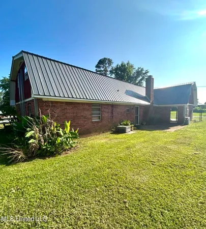 $174,900 | 172 Cherry Avenue, New Hebron, MS 39140