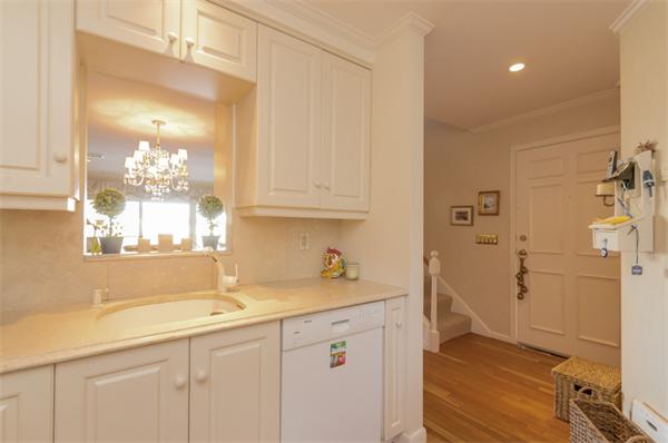 7 Skinners Path, Unit 7A Marblehead, MA 01945 - Photo 9 of 24 Gallery Image 9