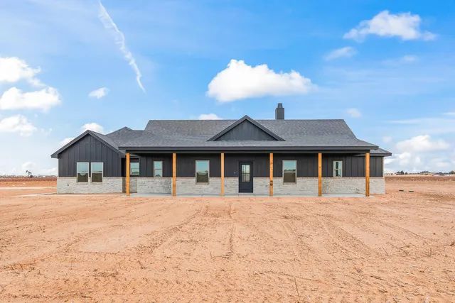 $484,900 | 5603 County Road 6100, Lubbock, TX 79415