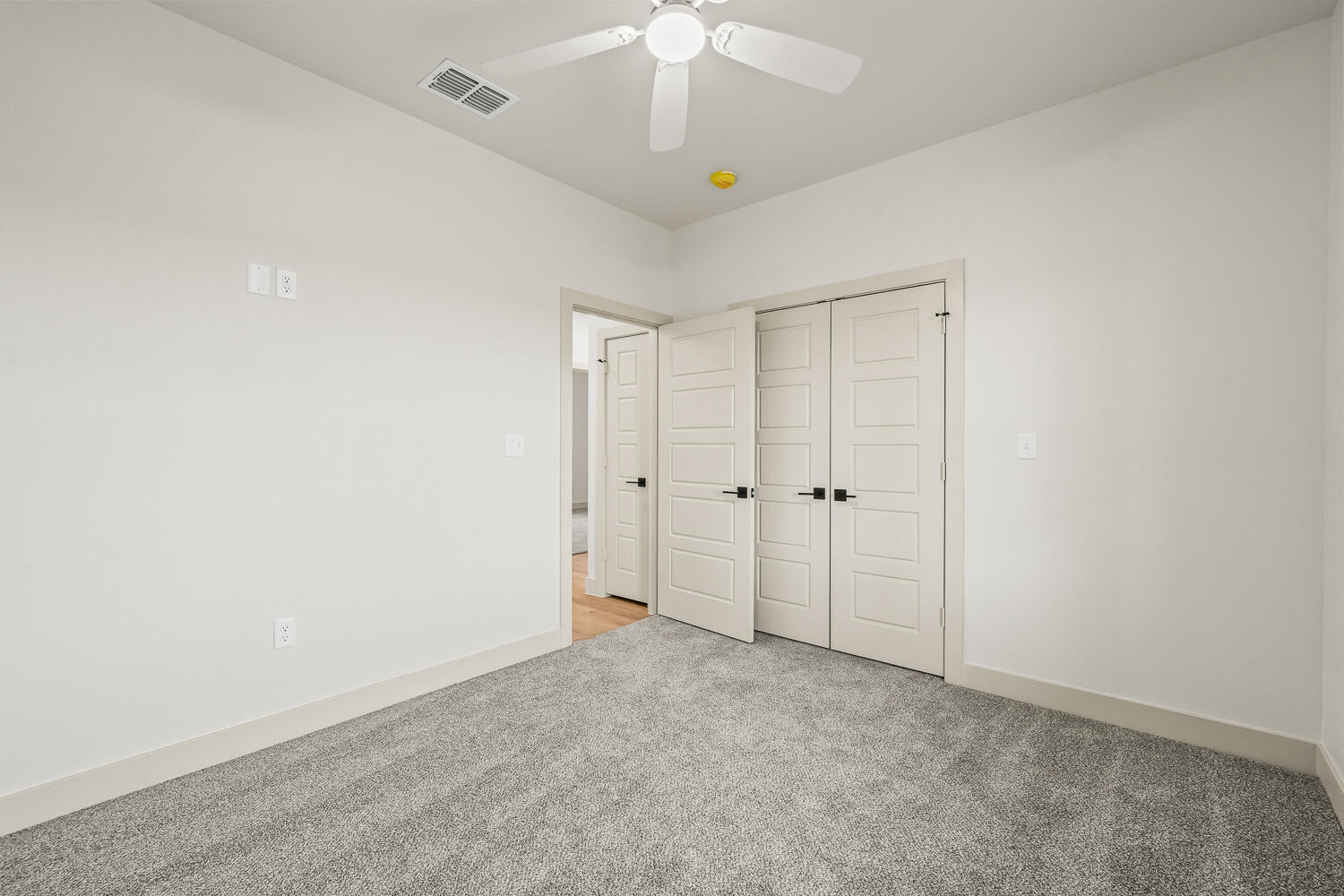 5603 County Road 6100 Lubbock, TX 79415 - Photo 6 of 46 a view of an empty room