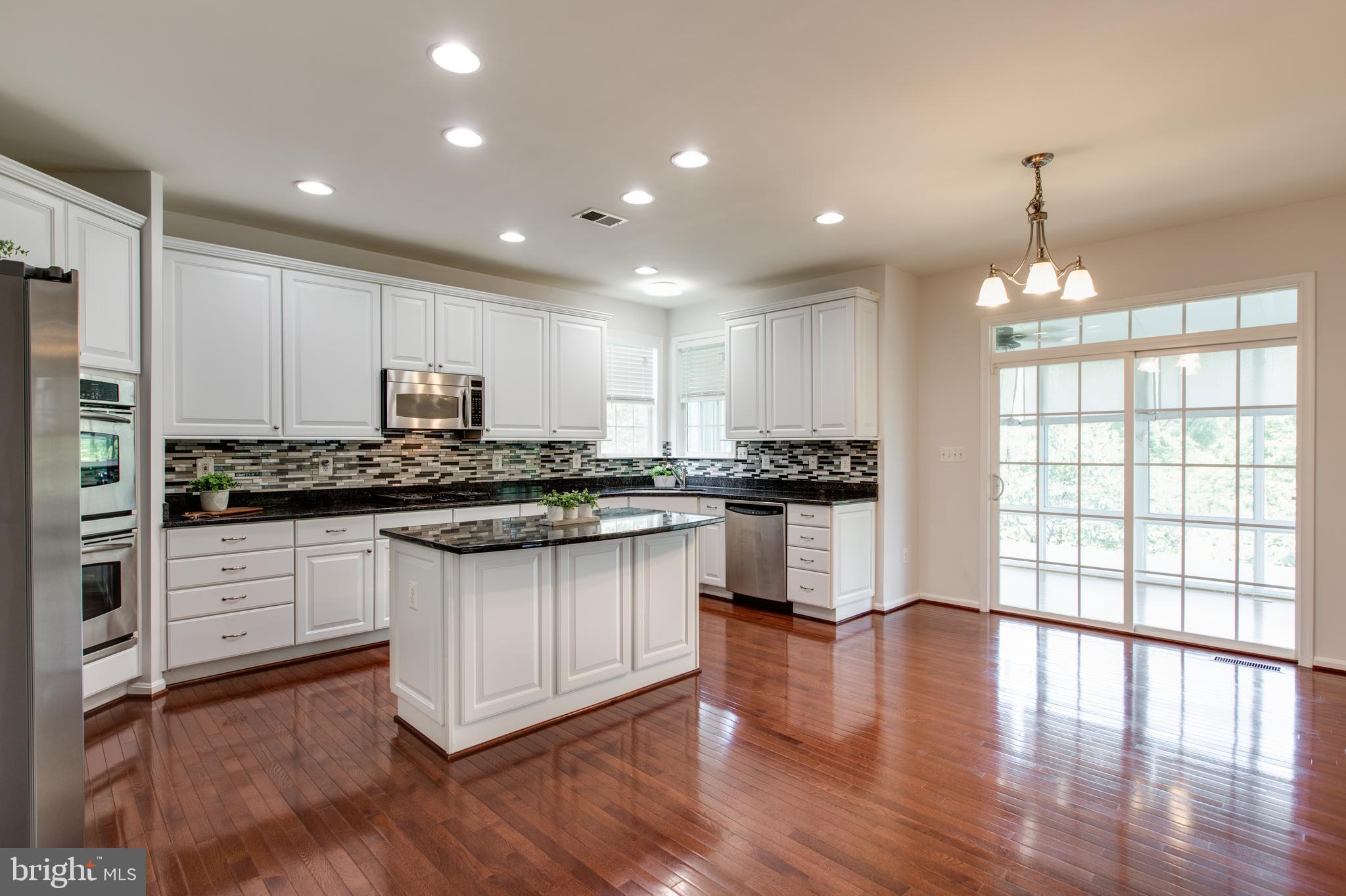2016 Myrtlewood Road Baltimore, MD 21209 - Photo 16 of 67