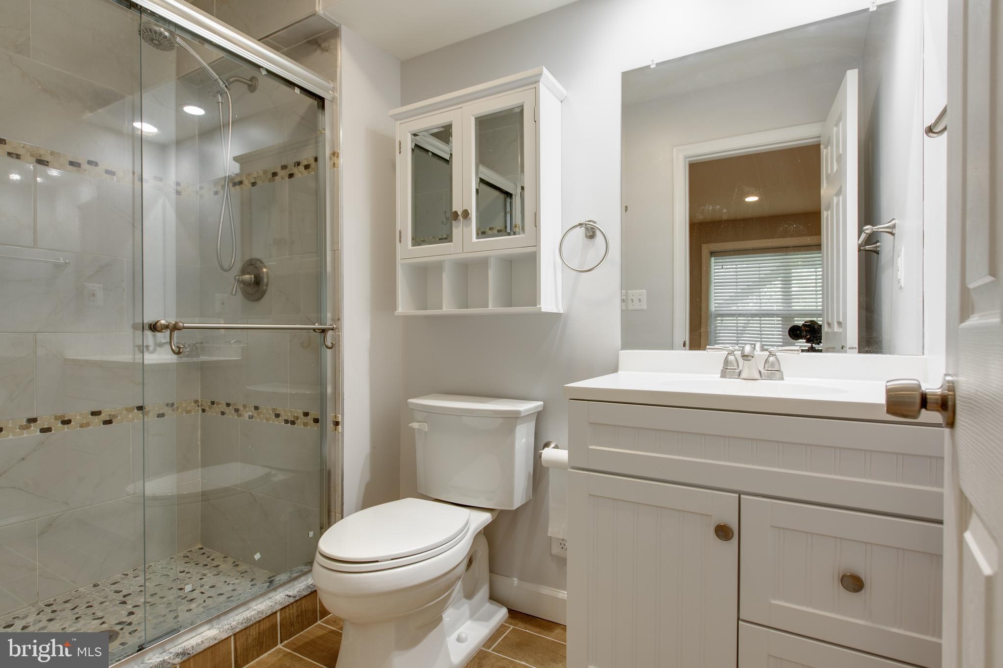 2016 Myrtlewood Road Baltimore, MD 21209 - Photo 58 of 67 bathroom #4