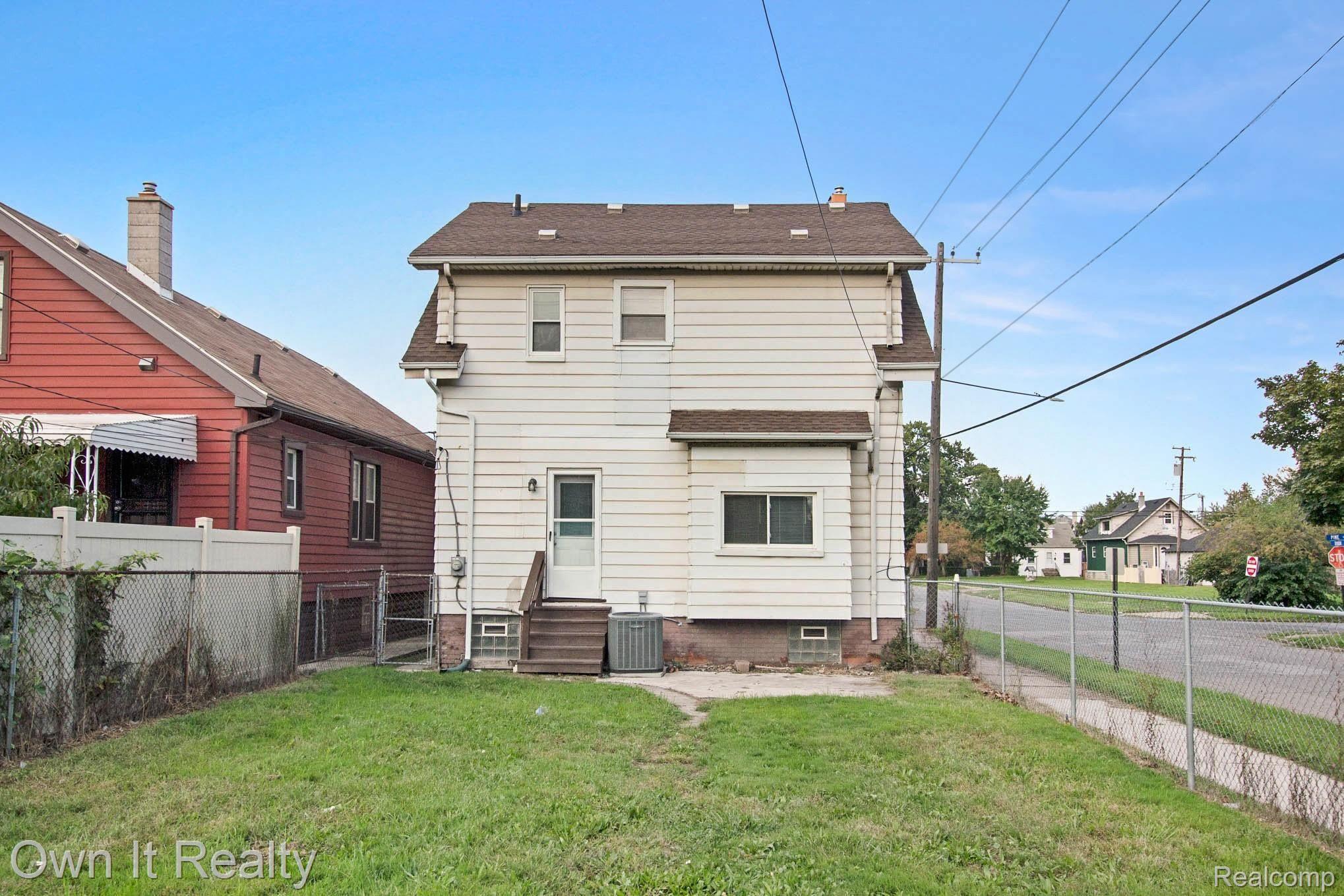 64 Pine Street River Rouge, MI 48218 - Photo 23 of 23 IMG_8331.jpg