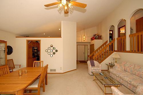 664 Itasca Court Northwest Rochester, MN 55901 - Photo 6 of 32 Gallery Image 6