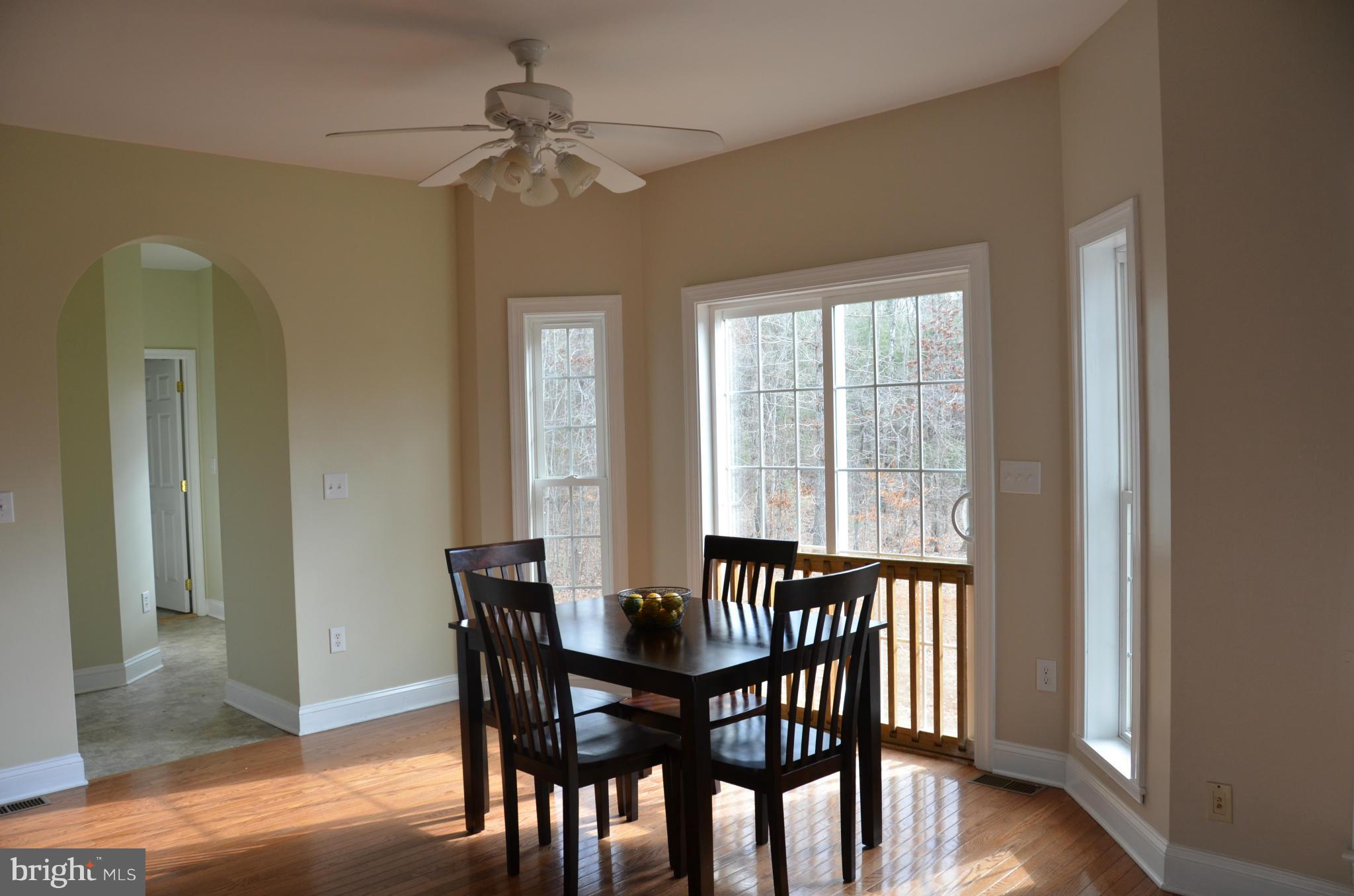 22322 Dragoon Road Lignum, VA 22726 - Photo 11 of 28 BREAKFAST AREA