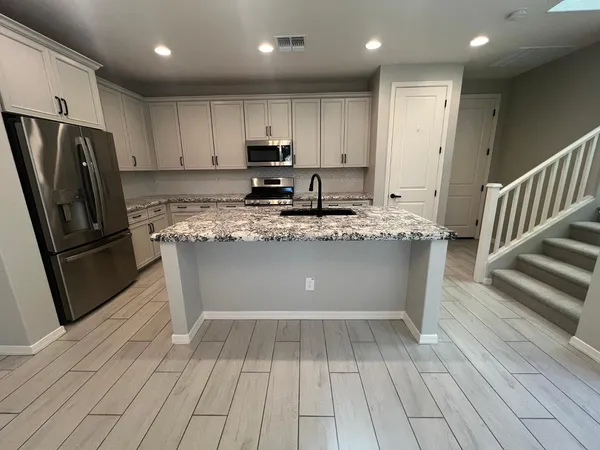 $2,600 | 4289 East Jones Street, Gilbert, AZ 85295