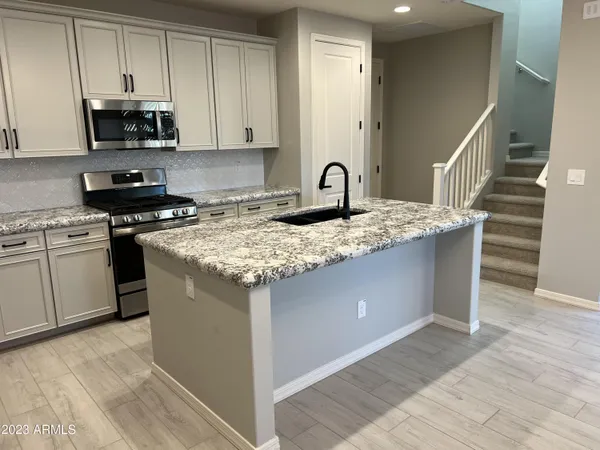 $2,600 | 4289 East Jones Street, Gilbert, AZ 85295