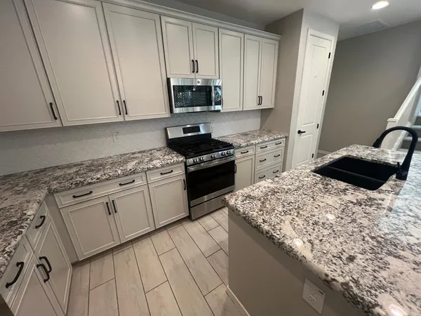 $2,600 | 4289 East Jones Street, Gilbert, AZ 85295