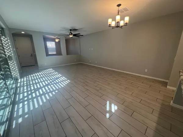 $2,600 | 4289 East Jones Street, Gilbert, AZ 85295