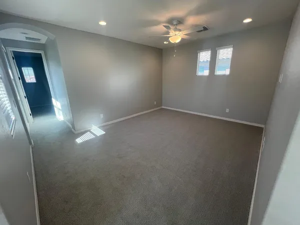 $2,600 | 4289 East Jones Street, Gilbert, AZ 85295