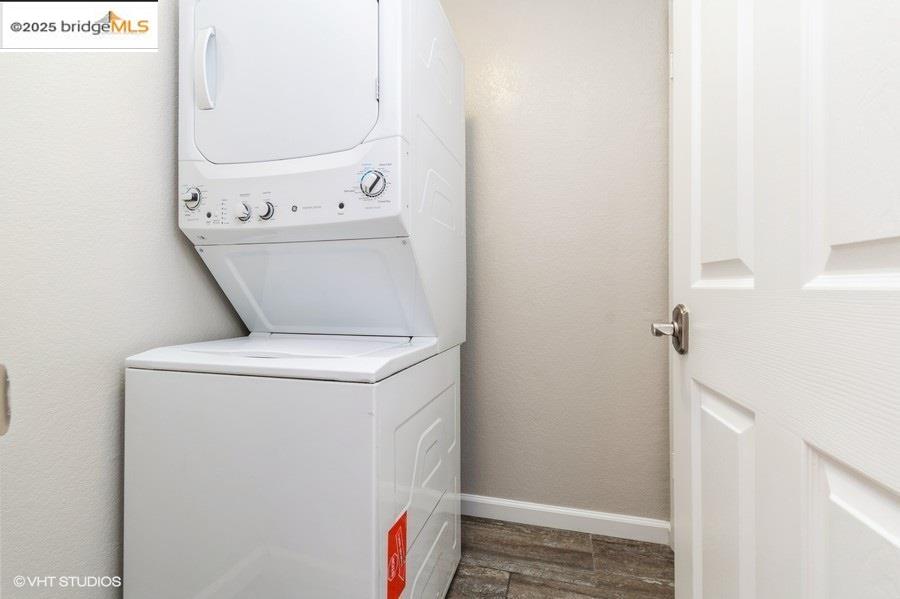 1505 Kirker Pass Road, Unit 170 Concord, CA 94521 - Photo 15 of 18 a utility room with dryer and washer
