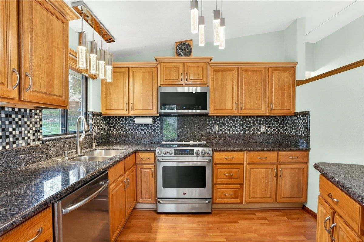 707 South Myrtle Street Spokane, WA 99202 - Photo 7 of 41