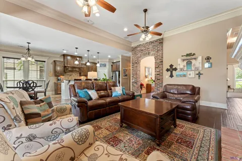 $560,000 | 36516 Oak Park Avenue, Prairieville, LA 70769