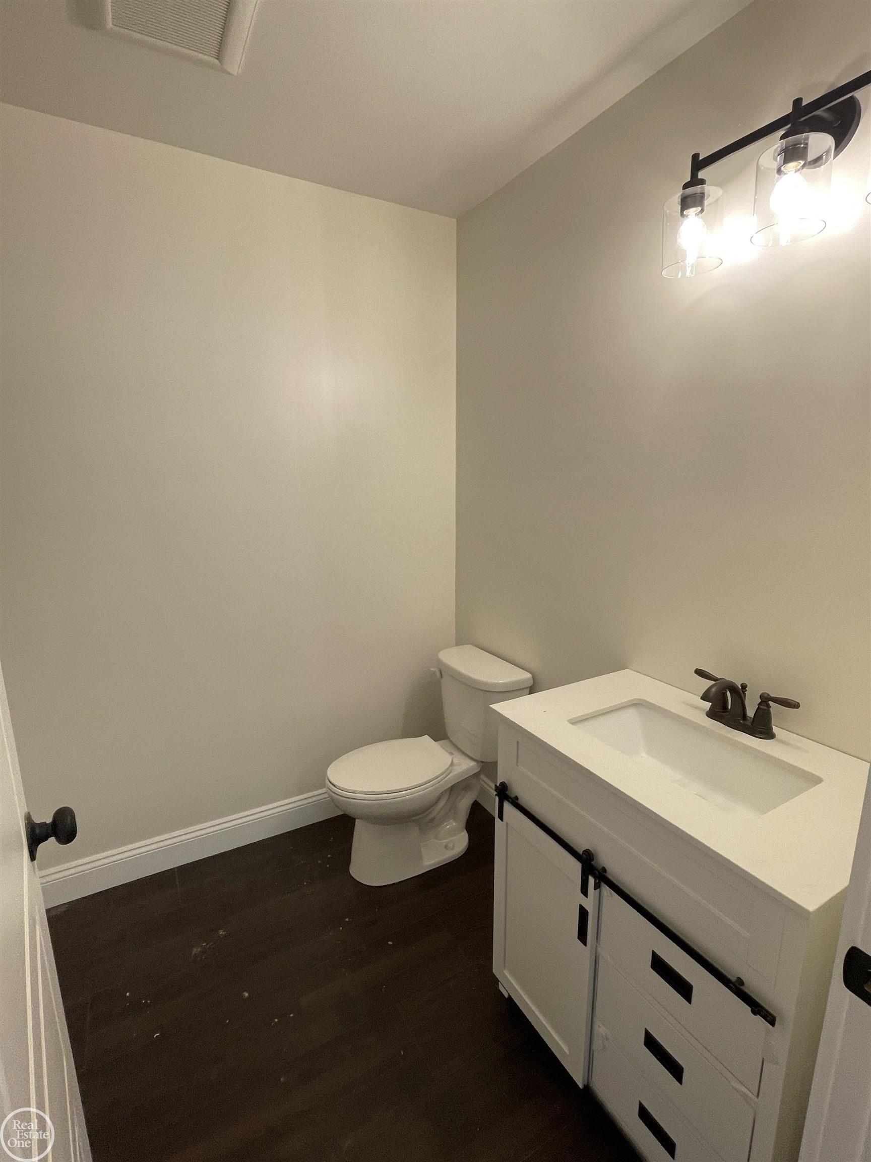 6987 Lapeer Road North Street, MI 48049 - Photo 9 of 15 Gallery Image 9
