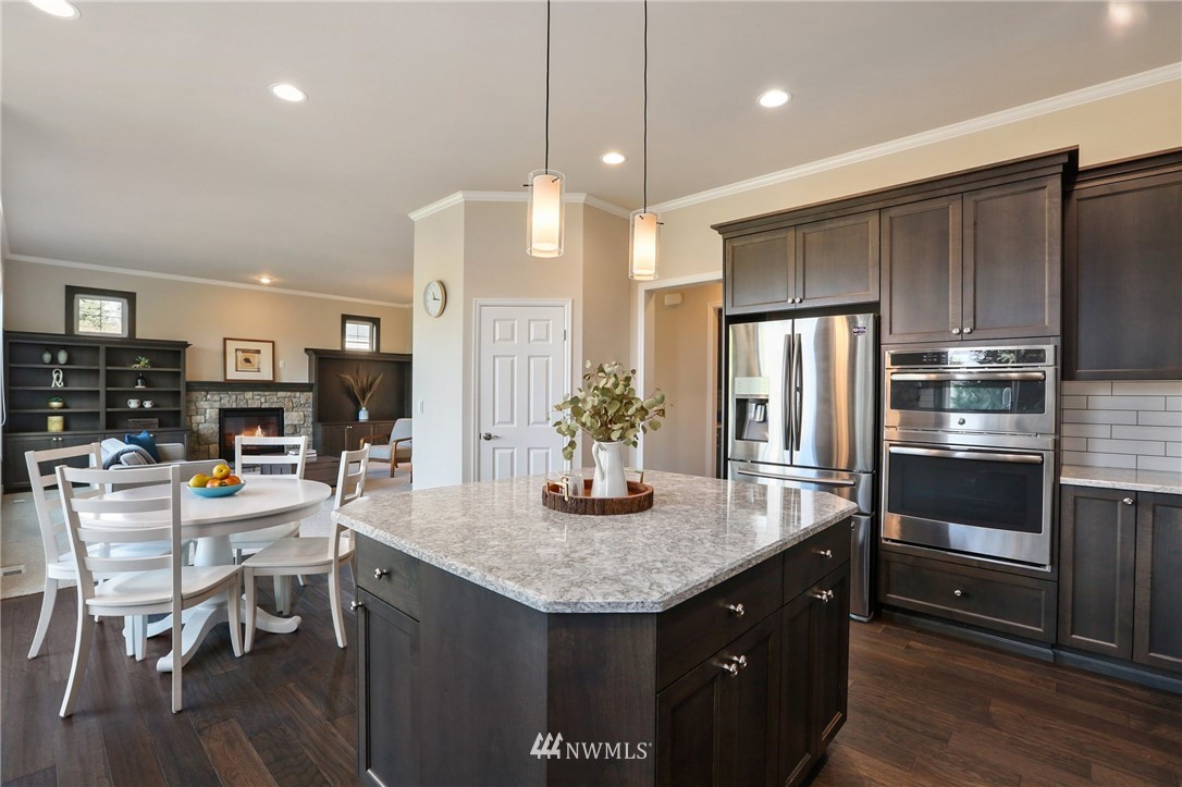 20217 85th Place Northeast Bothell, WA 98011 - Photo 12 of 39