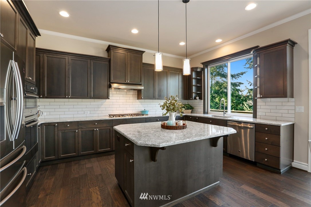 20217 85th Place Northeast Bothell, WA 98011 - Photo 14 of 39