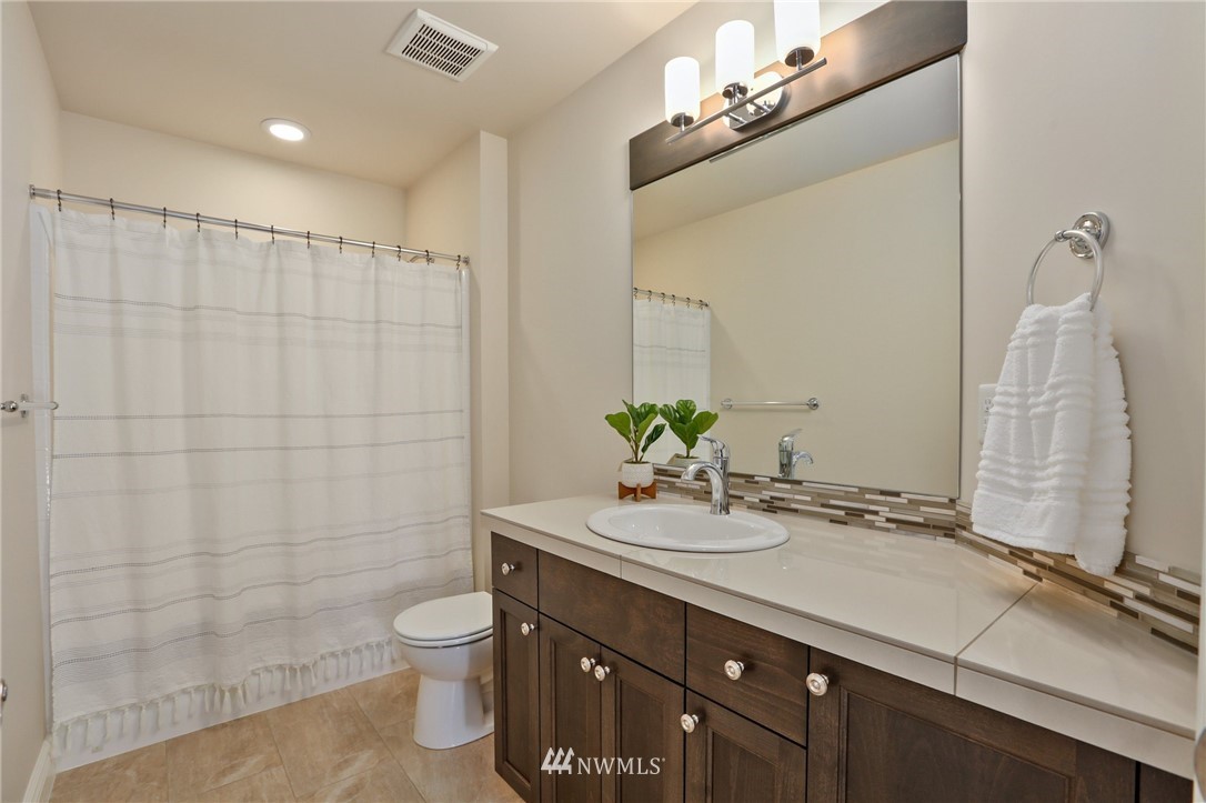 20217 85th Place Northeast Bothell, WA 98011 - Photo 28 of 39