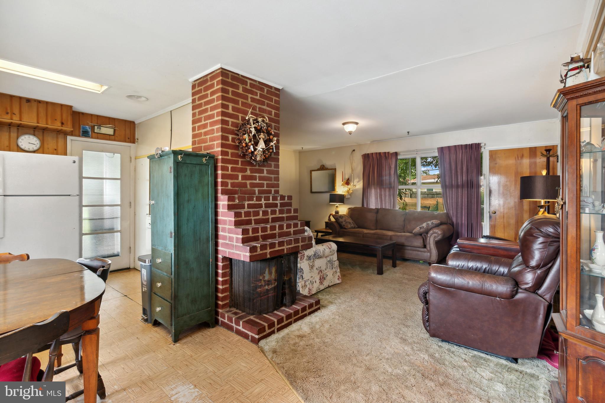 54 Lakeside Drive Levittown, PA 19054 - Photo 3 of 29 Entering into Front Door